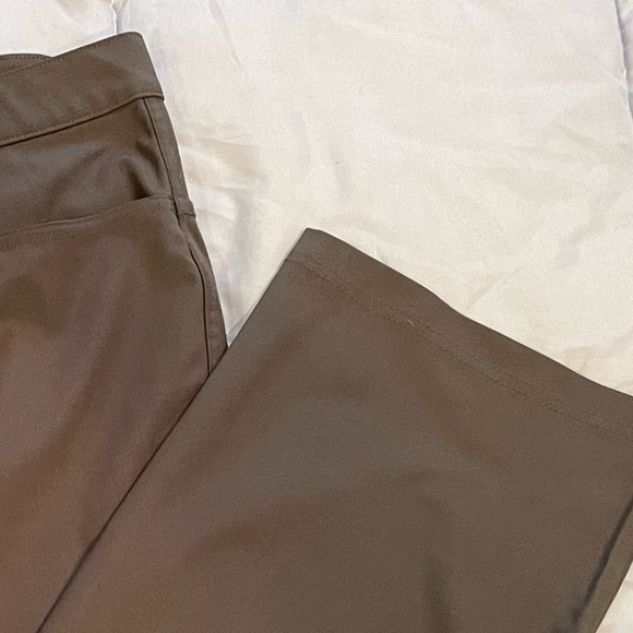 Old Navy Active gray dress pants 42x30 - Picture 6 of 6